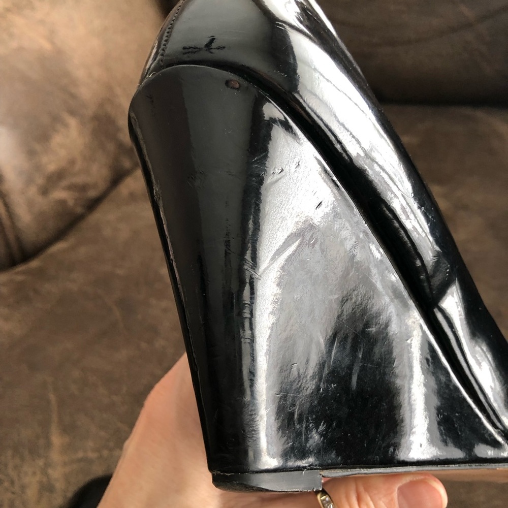 ALDO -7.5- Pretty Patent Peep Toe Wedge Heel in black - Picture 7 of 13